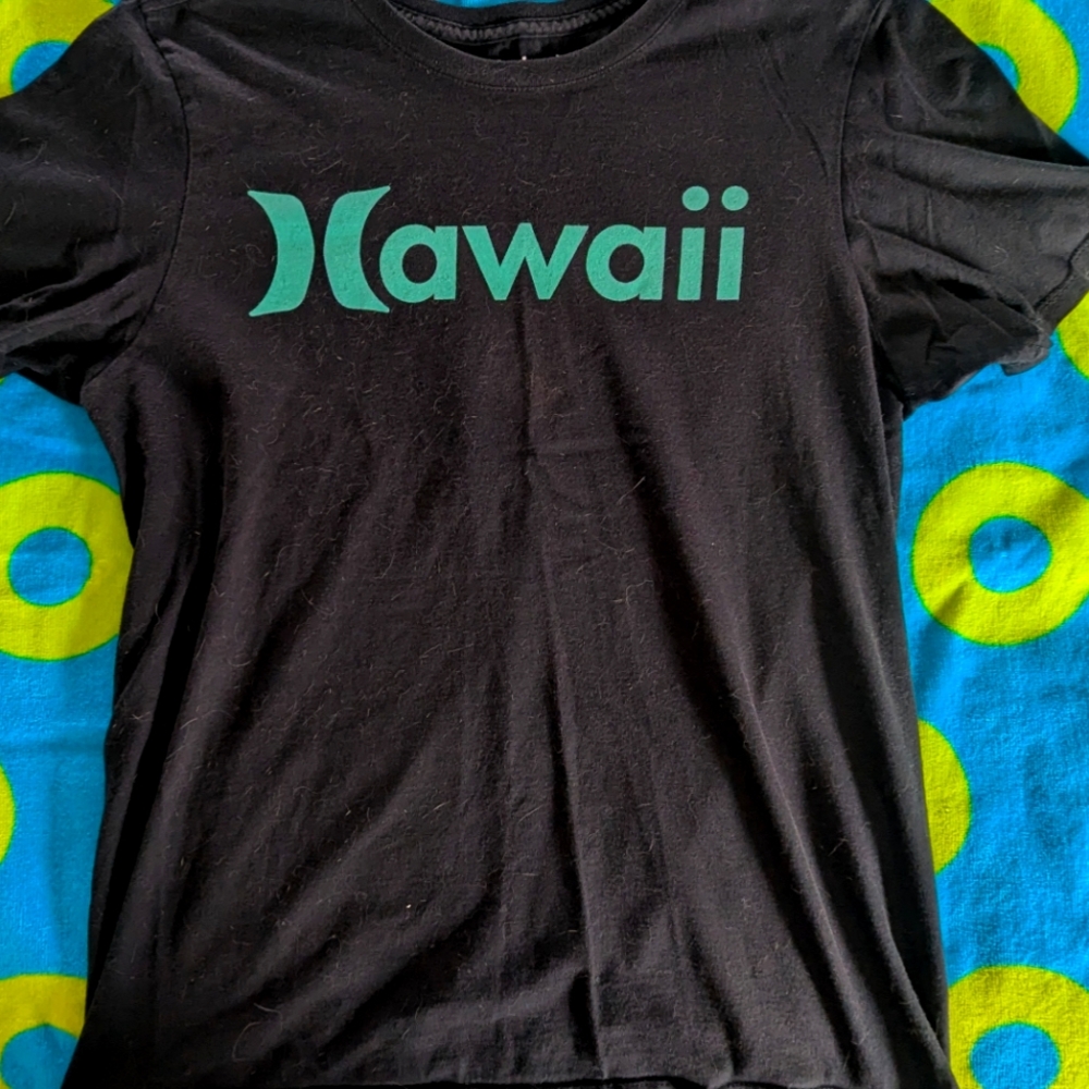 Women's Hurley Hawaii‎ t shirt